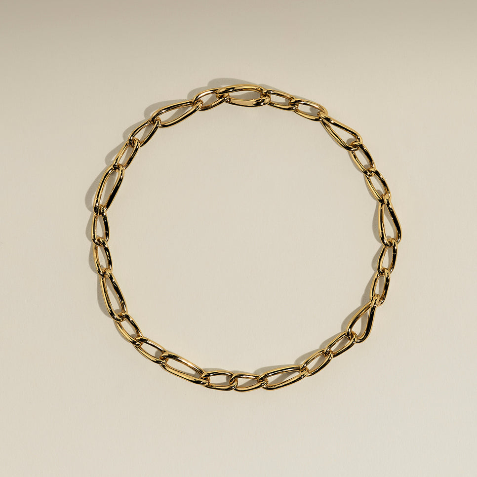 Infinite Slim Chain Bracelet in Gold-Astrid & Miyu