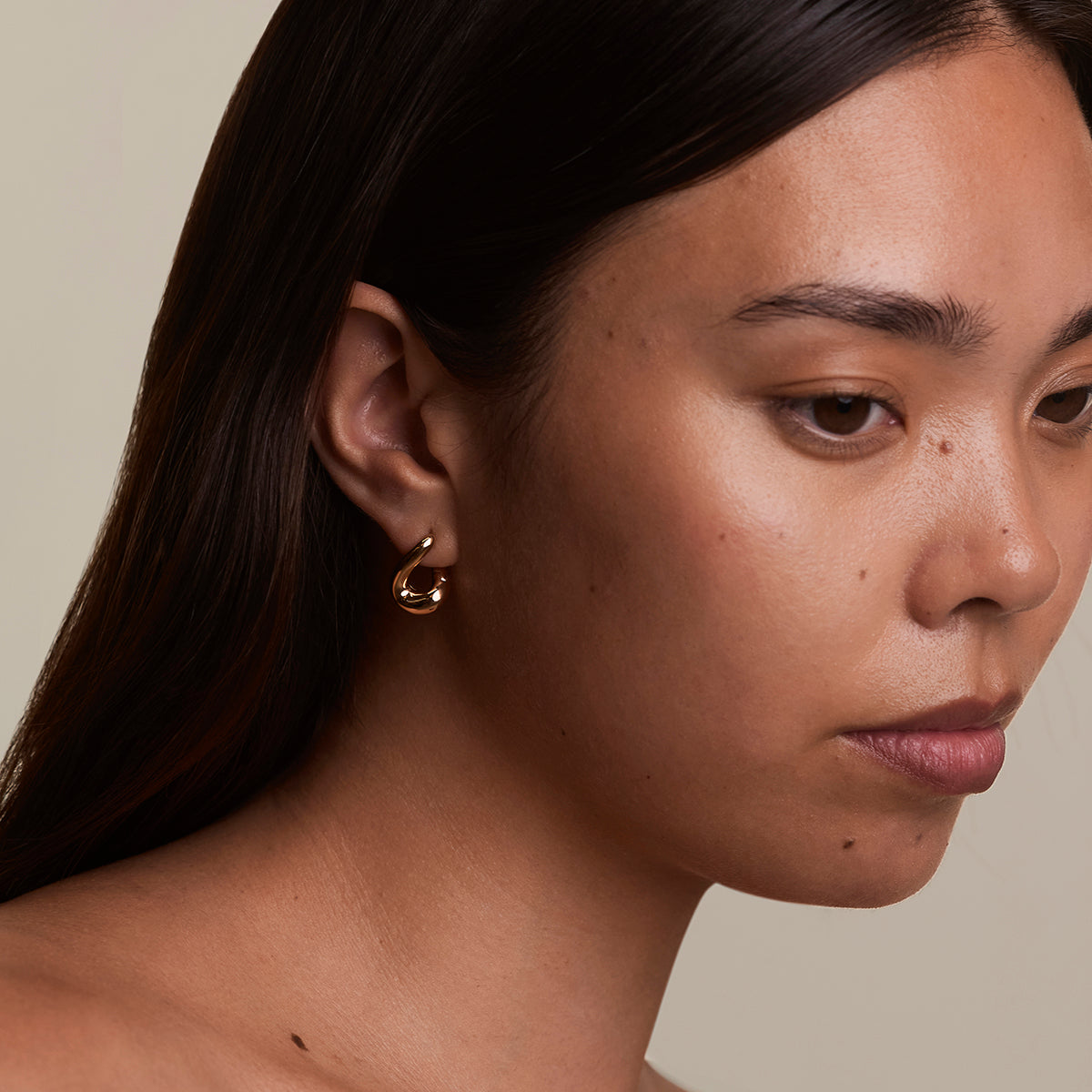 Molten Hoops in Gold-Astrid & Miyu