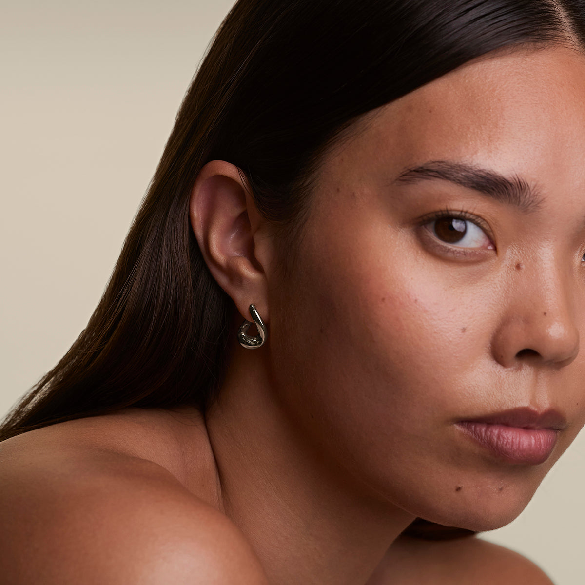 Molten Hoops in Silver-Astrid & Miyu