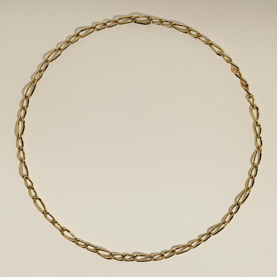 Infinite Slim Chain Necklace in Gold-Astrid & Miyu