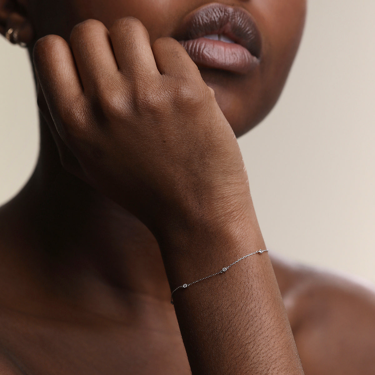 Mayfair Chain Bracelet in Solid White Gold-Astrid & Miyu