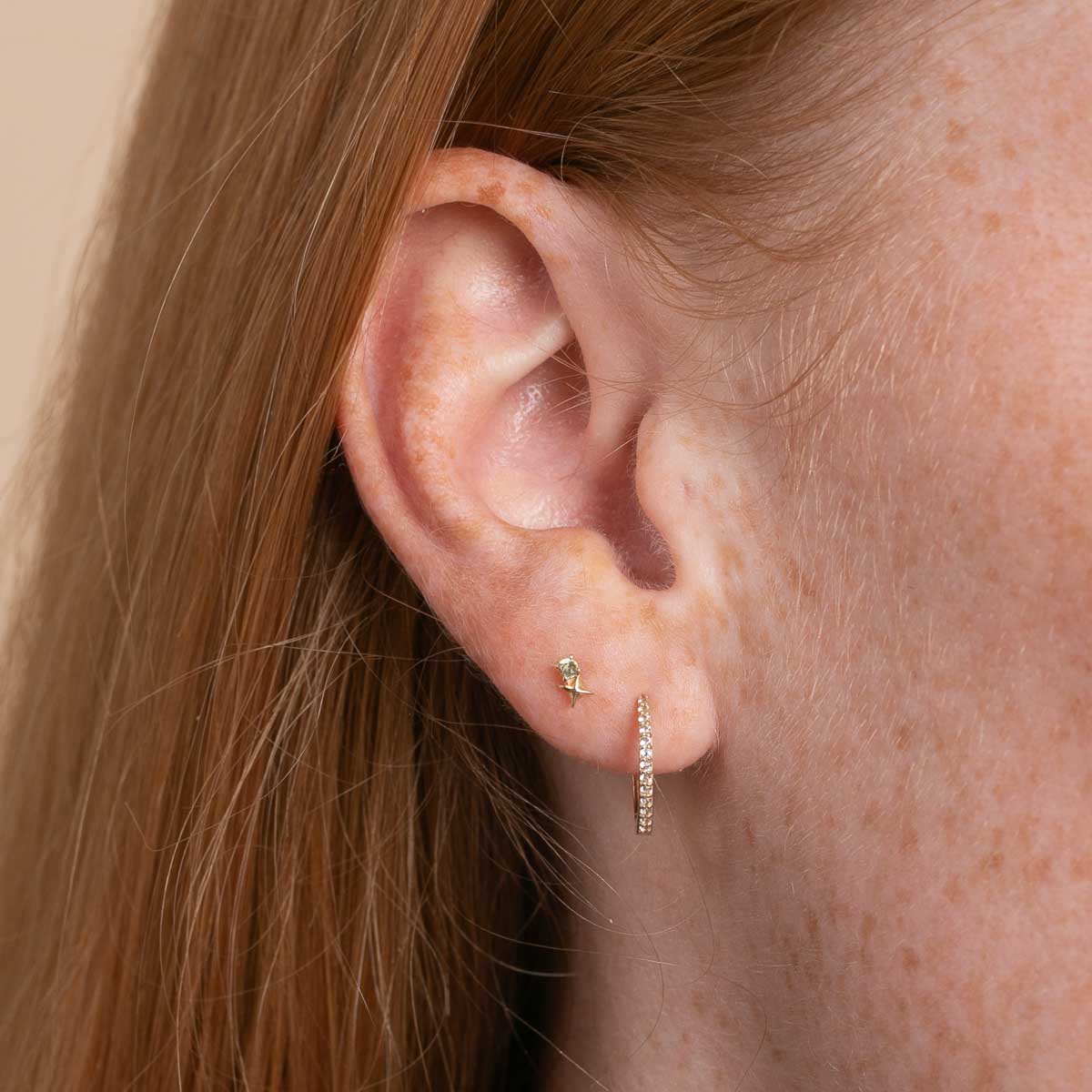 August Peridot - August Peridot Birthstone Earrings in Solid Gold - Stud Earrings - Astrid & Miyu