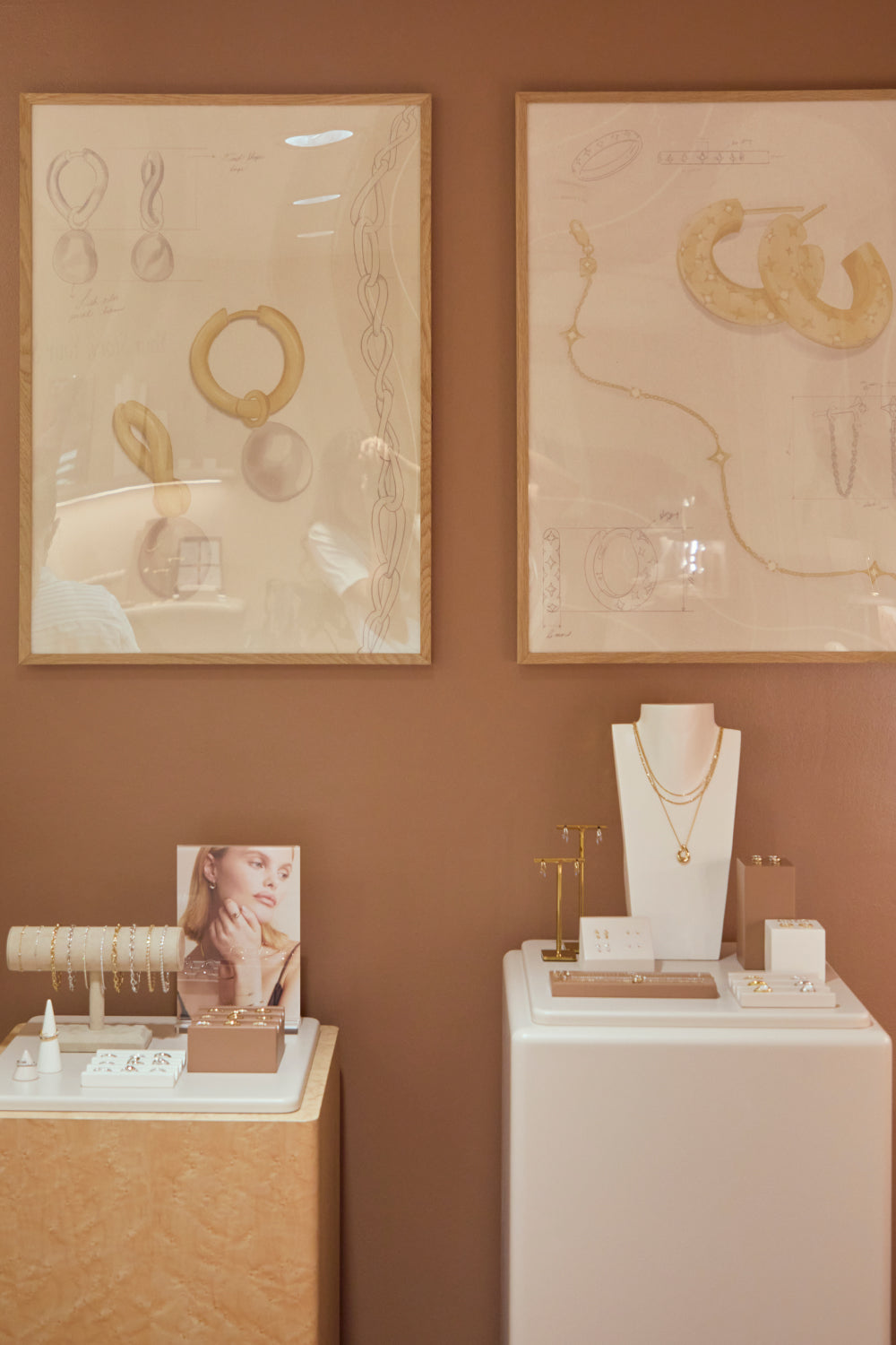Cosy_ambience_031bc988-4758-4734-81bc-3960a96e2d91-Astrid & Miyu