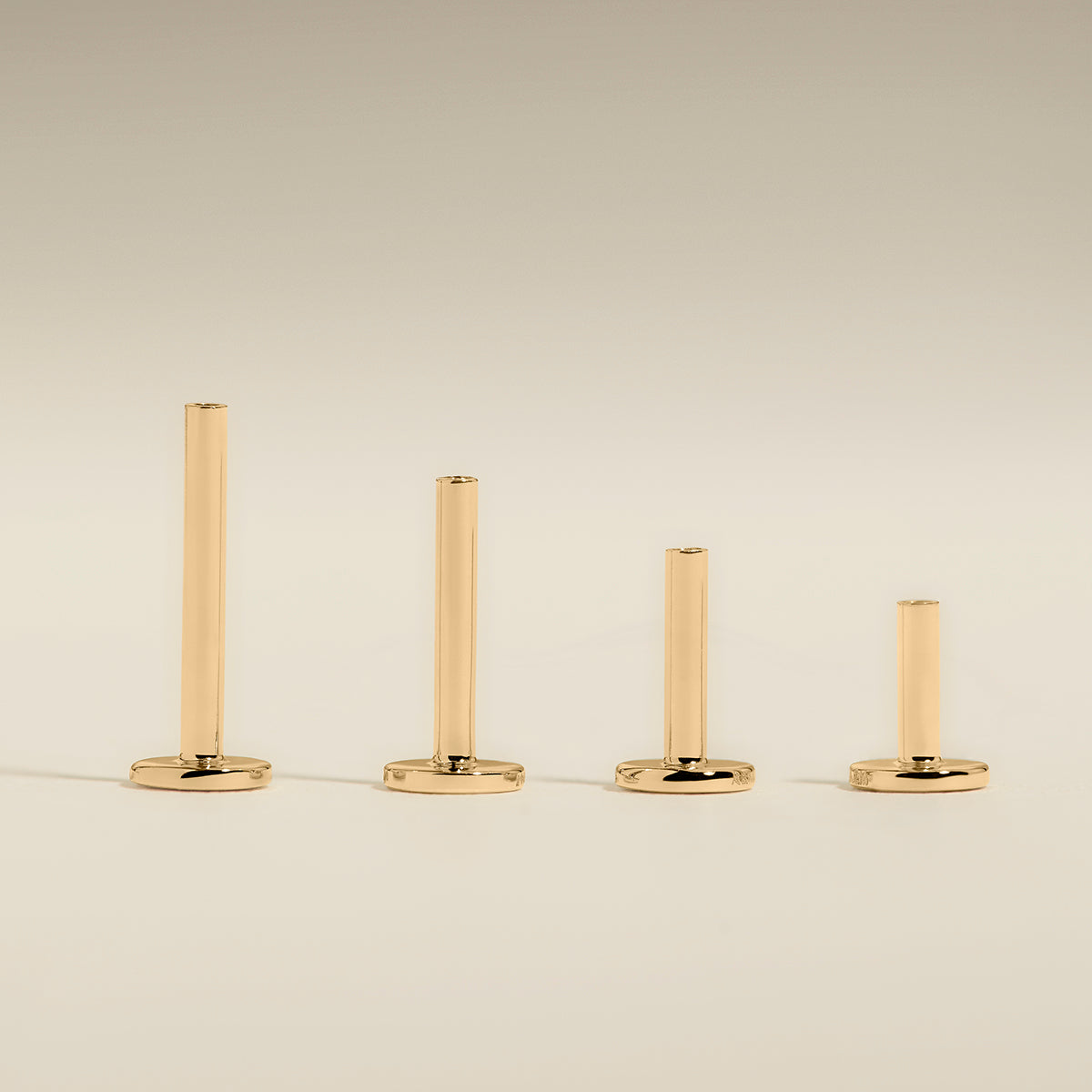 Piercing Post in Solid Gold-Astrid & Miyu
