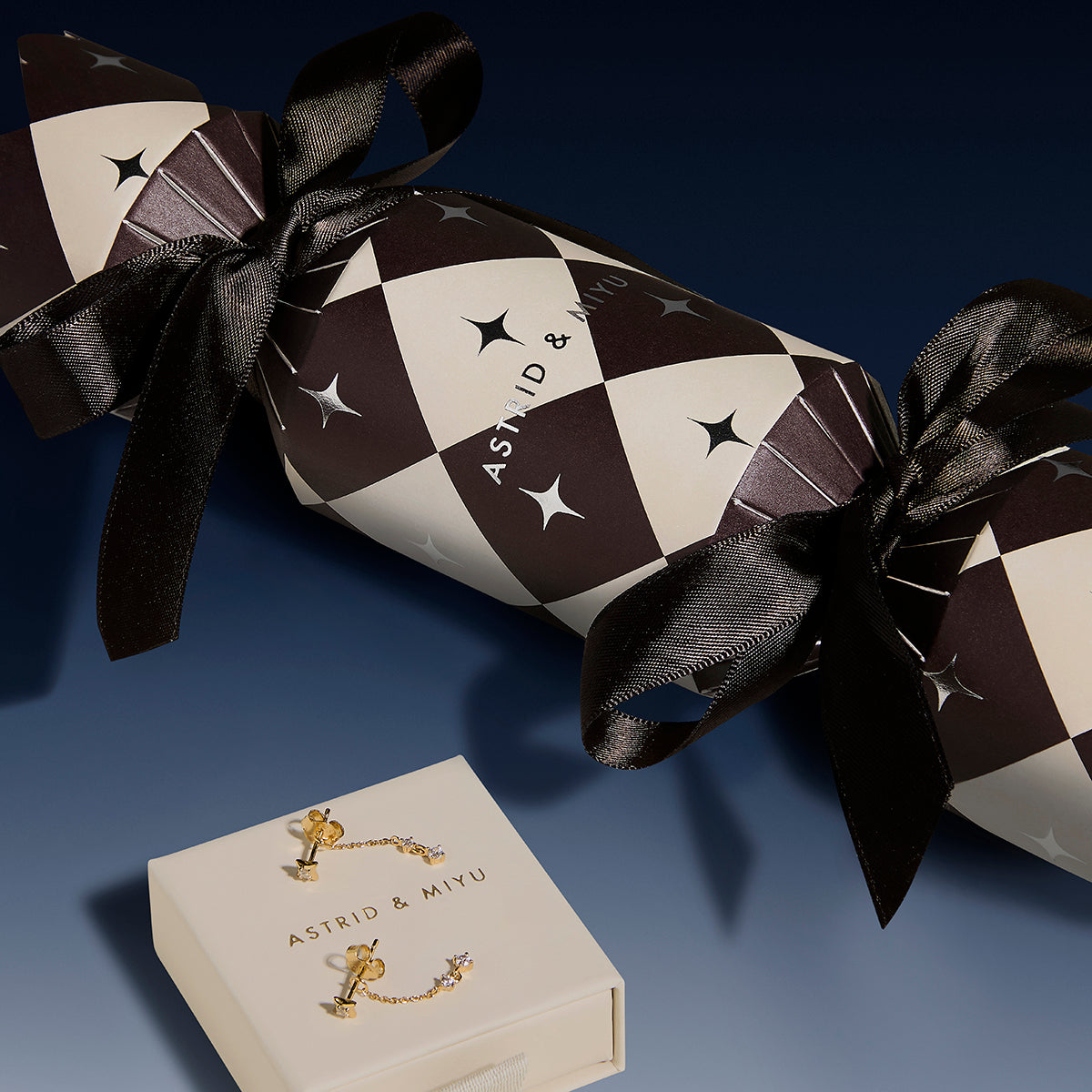 Cosmic Star Drop Studs Cracker in Gold-Astrid & Miyu