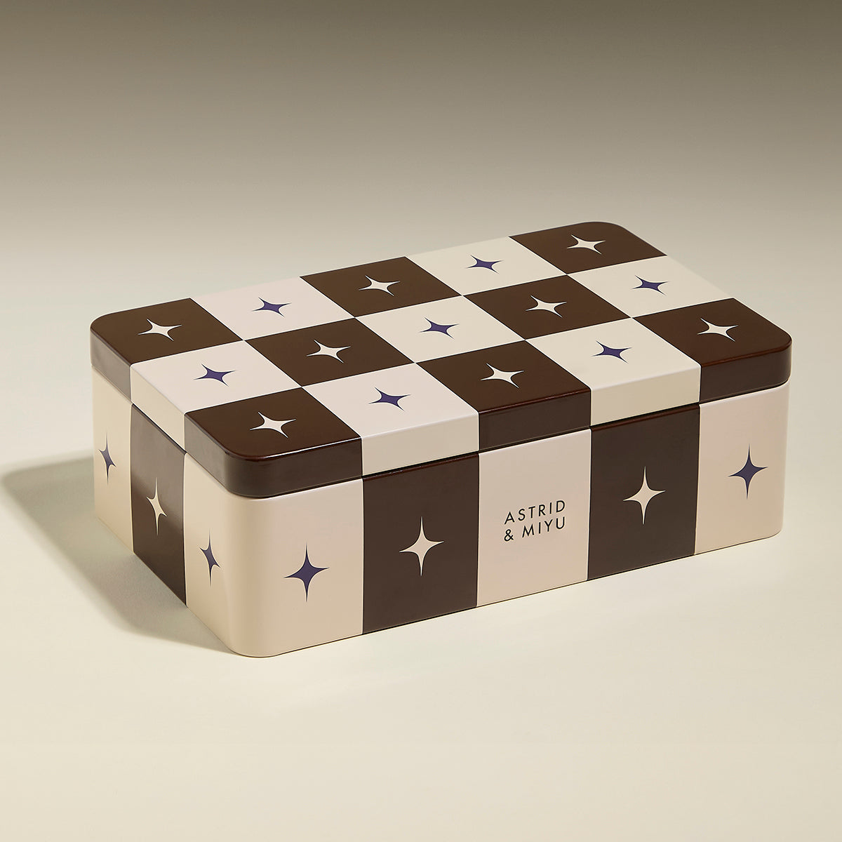 Q4_12_Day_Festive_Suite3511_Dark_Gradient-Astrid & Miyu