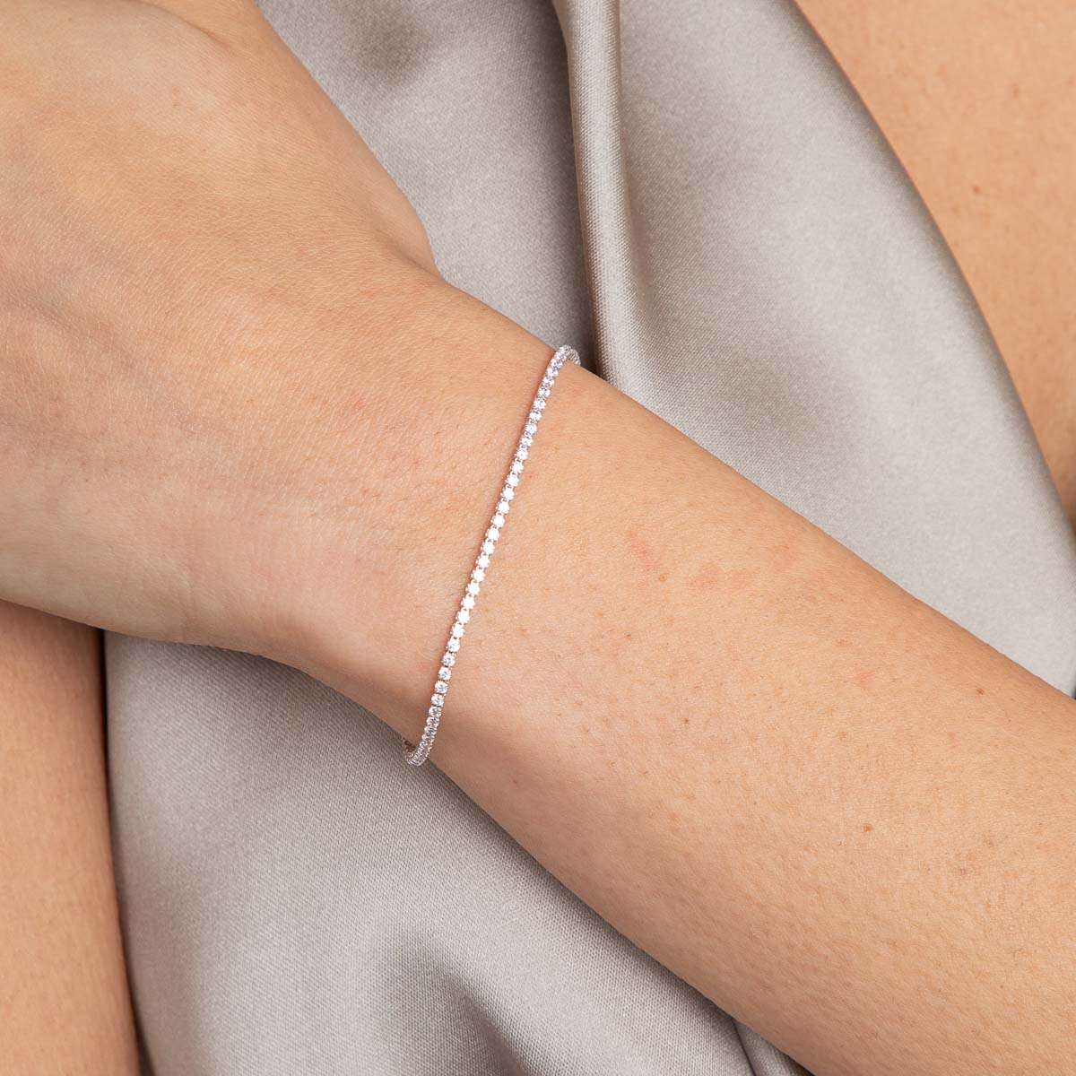 Chain Bracelets - Tennis Chain Bracelet in Silver - Chain Bracelet - Astrid & Miyu