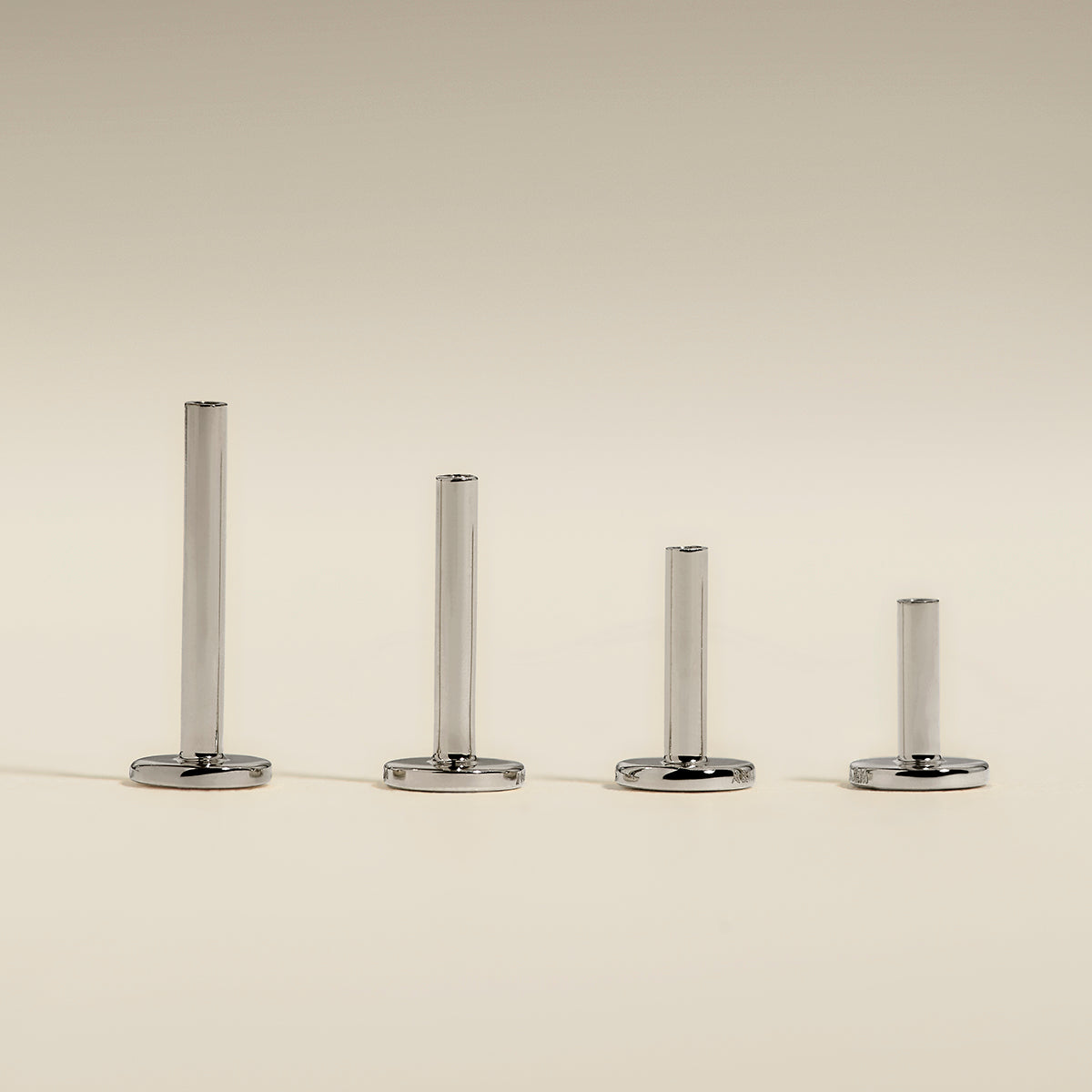 Piercing Post in Titanium-Astrid & Miyu