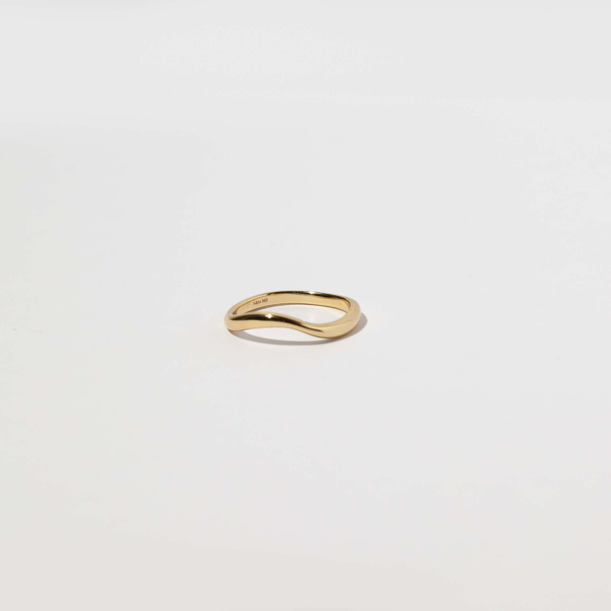 18k Gold Plated Jewellery - Wave Ring in Gold - Rings - Astrid & Miyu