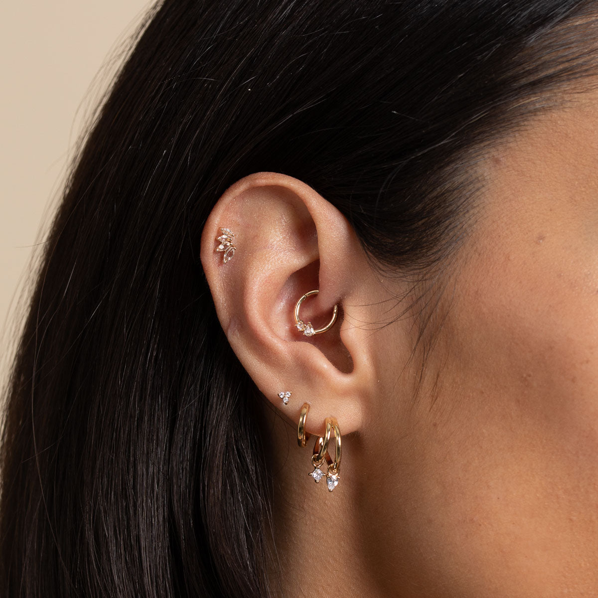 April White Topaz - Cluster Topaz Daith Hoop in Solid Gold - Daith Piercing Hoop - Astrid & Miyu