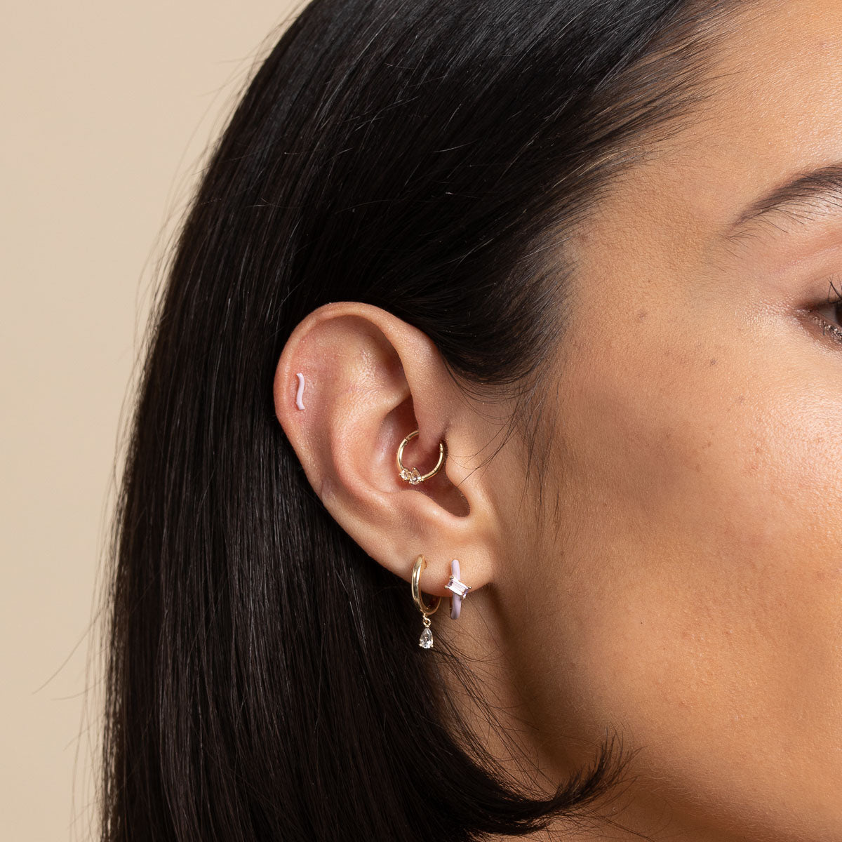 April White Topaz - Cluster Topaz Daith Hoop in Solid Gold - Daith Piercing Hoop - Astrid & Miyu