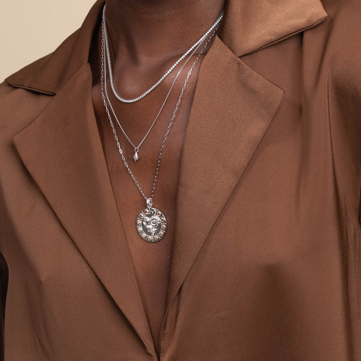 Aries Bold Zodiac Pendant Necklace in Silver Worn