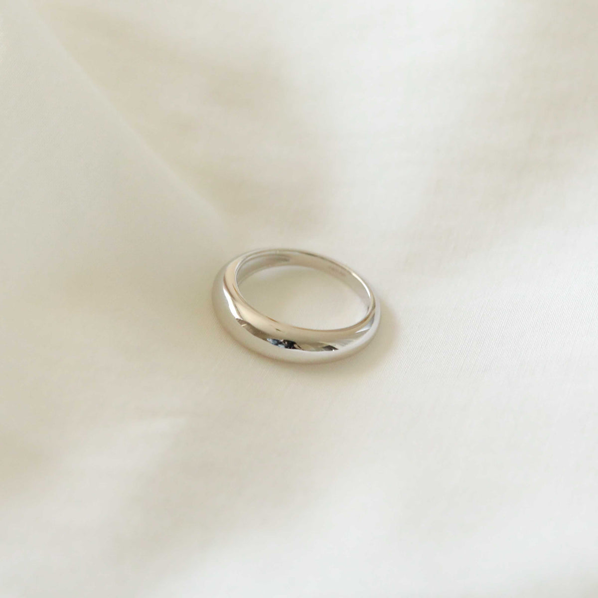 Band Rings - Essential Dome Ring in Silver - Band Ring - Astrid & Miyu