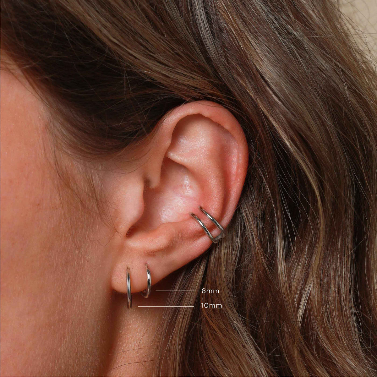 Simple Hoops in Solid White Gold - Hoop Earrings - Astrid & Miyu