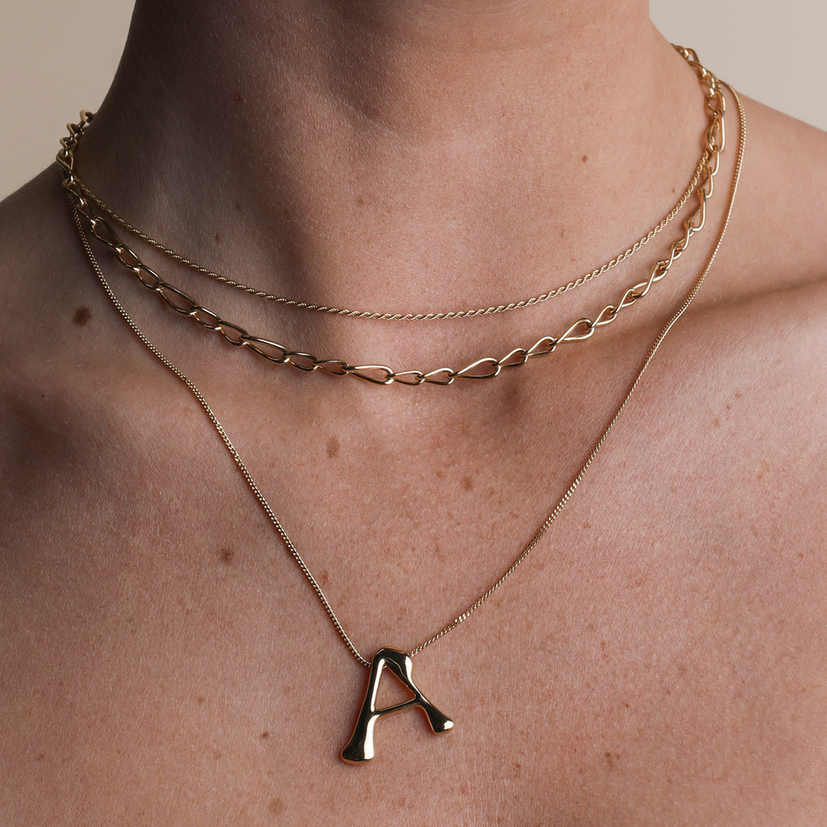 Initial Bold Pendant Necklaces-Astrid &amp; Miyu