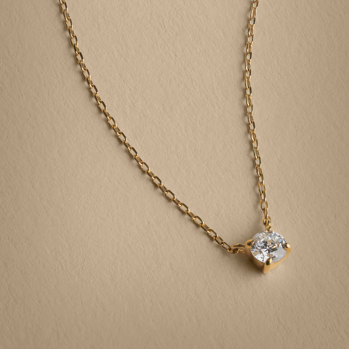Lab-Grown Diamonds-Astrid &amp; Miyu