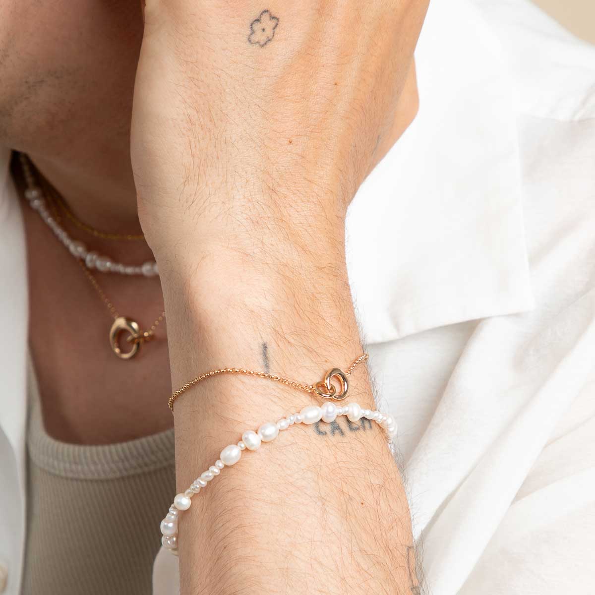 18k Gold Plated Jewellery - Dome Link Bracelet in Gold - Chain Bracelet - Astrid &amp; Miyu