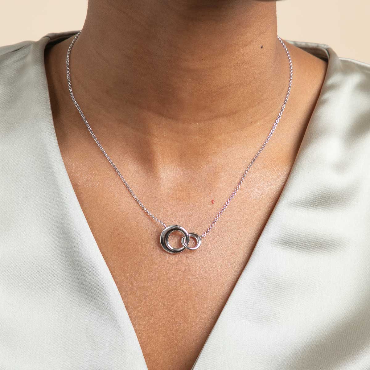 Necklaces & Bracelets - Dome Link Necklace in Silver - Pendant Necklace - Astrid &amp; Miyu