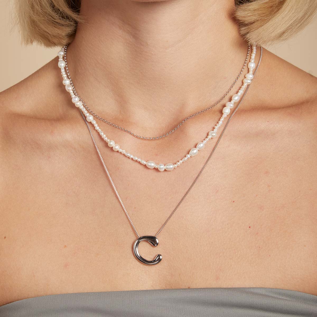 Initial Pendant Necklaces - C Initial Bold Pendant Necklace in Silver - Pendant Necklace - Astrid &amp; Miyu