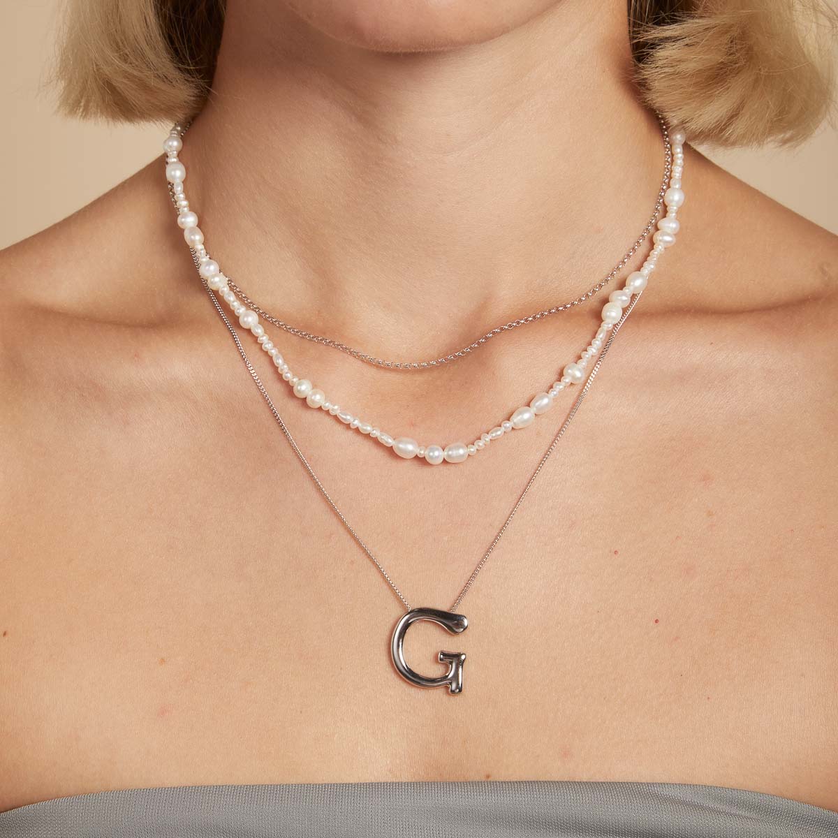 Initial Pendant Necklaces - G Initial Bold Pendant Necklace in Silver - Pendant Necklace - Astrid &amp; Miyu
