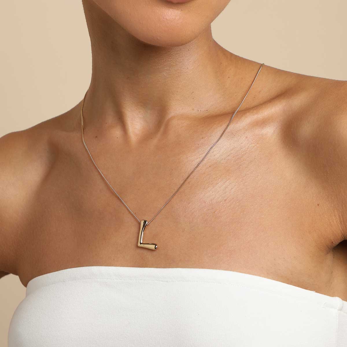 18k Gold Plated Jewellery - L Initial Bold Pendant Necklace in Gold - Pendant Necklace - Astrid &amp; Miyu
