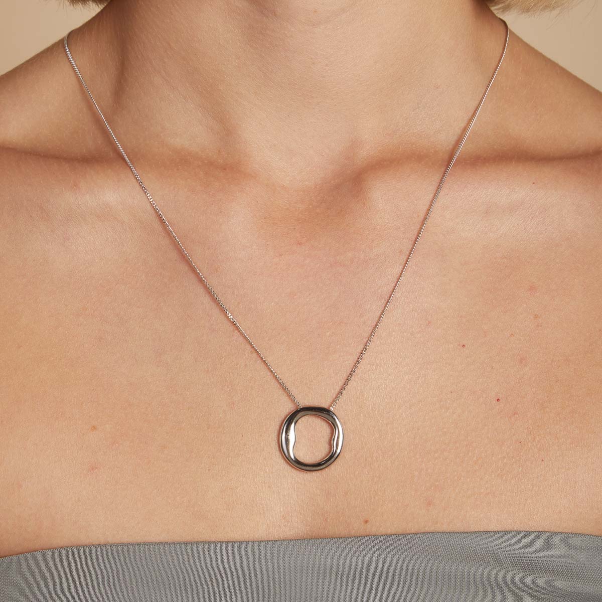 Necklaces & Bracelets - O Initial Bold Pendant Necklace in Silver - Pendant Necklace - Astrid &amp; Miyu