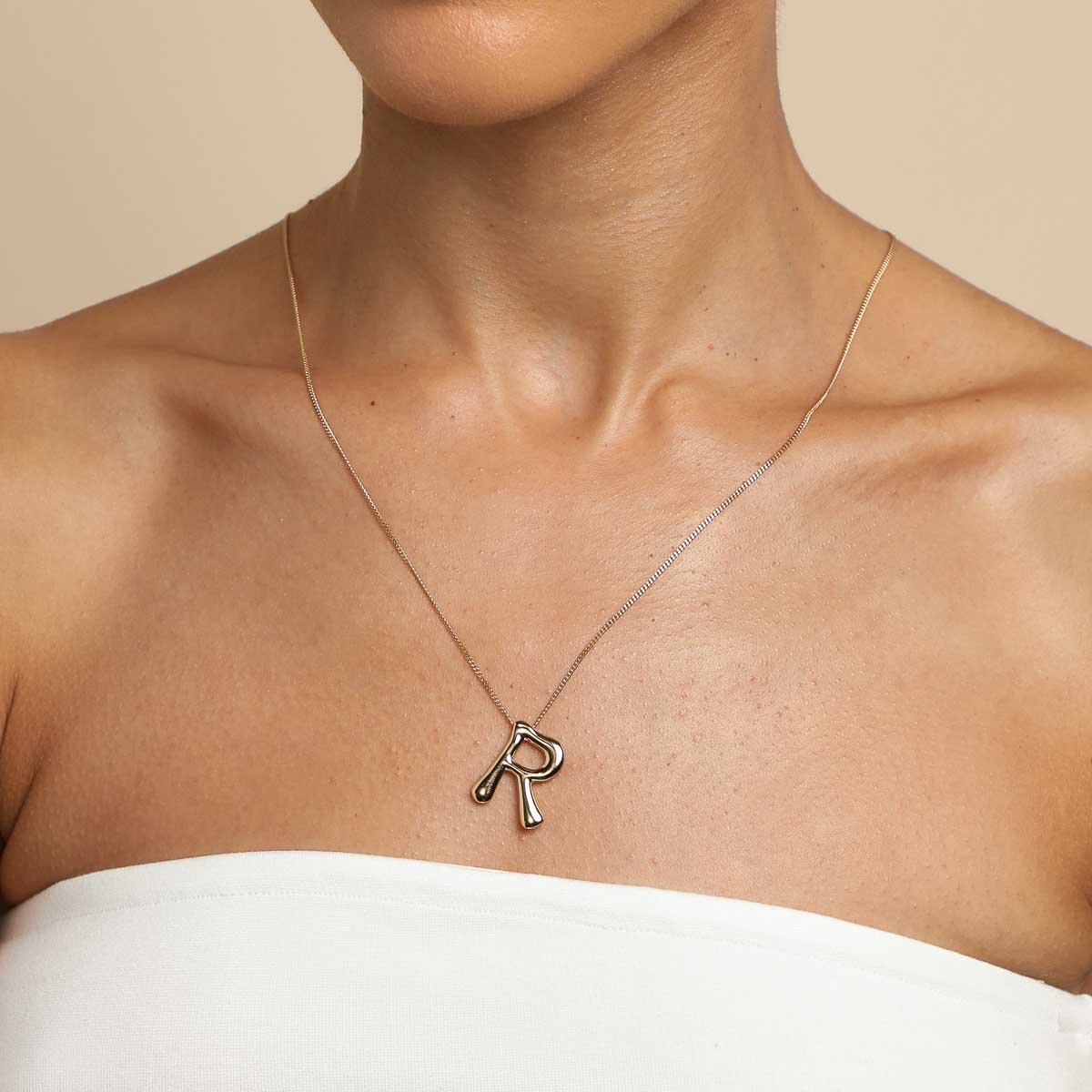18k Gold Plated Jewellery - R Initial Bold Pendant Necklace in Gold - Pendant Necklace - Astrid &amp; Miyu
