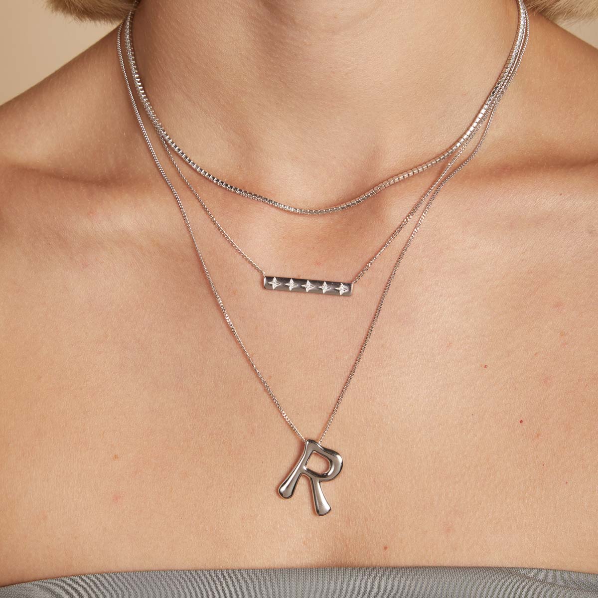 Necklaces & Bracelets - R Initial Bold Pendant Necklace in Silver - Pendant Necklace - Astrid &amp; Miyu