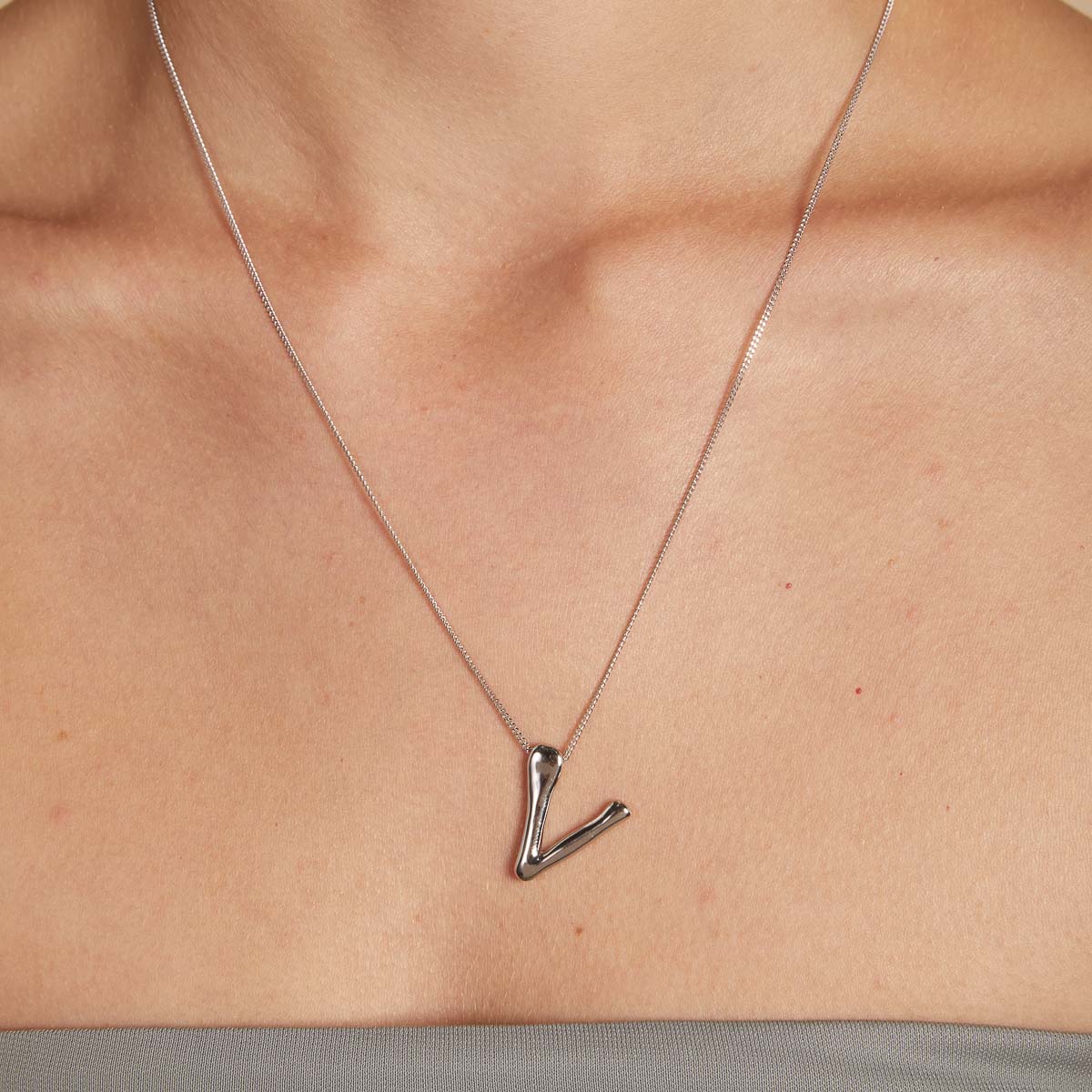 Necklaces & Bracelets - V Initial Bold Pendant Necklace in Silver - Pendant Necklace - Astrid &amp; Miyu