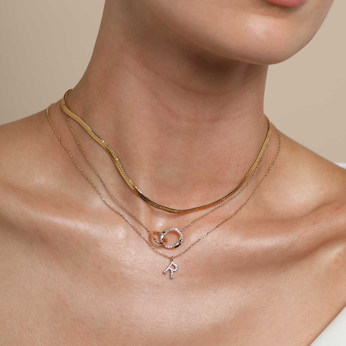 18k Gold Plated Jewellery - R Initial Pavé Pendant Necklace in Gold - Pendant Necklace - Astrid &amp; Miyu