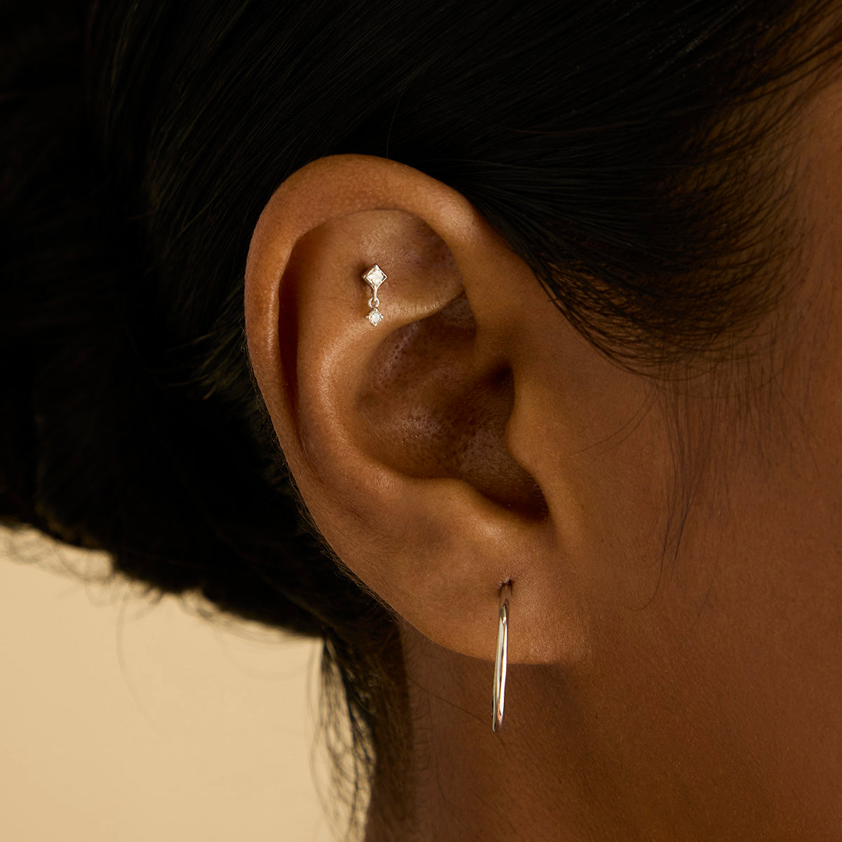 Earrings - Staple Hoops in Solid White Gold - Hoop Earrings - Astrid &amp; Miyu