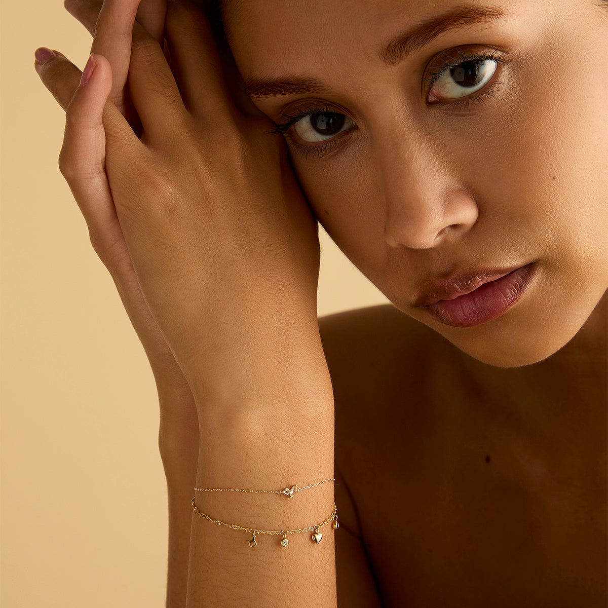 White Topaz Cluster Bracelet in 9k Gold-Astrid &amp; Miyu