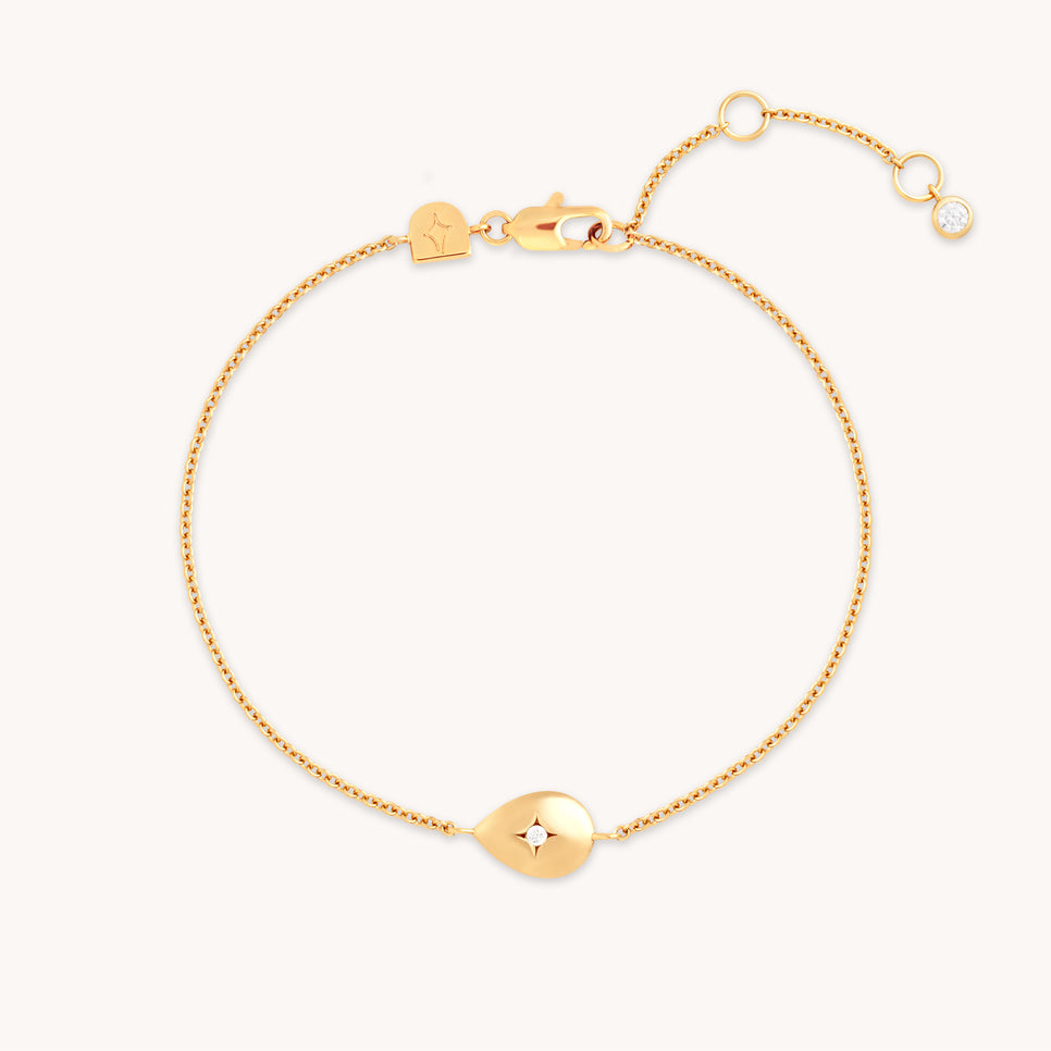 18k Gold Plated Jewellery - Pear Charm Bracelet in Gold - Charm Bracelet - Astrid &amp; Miyu