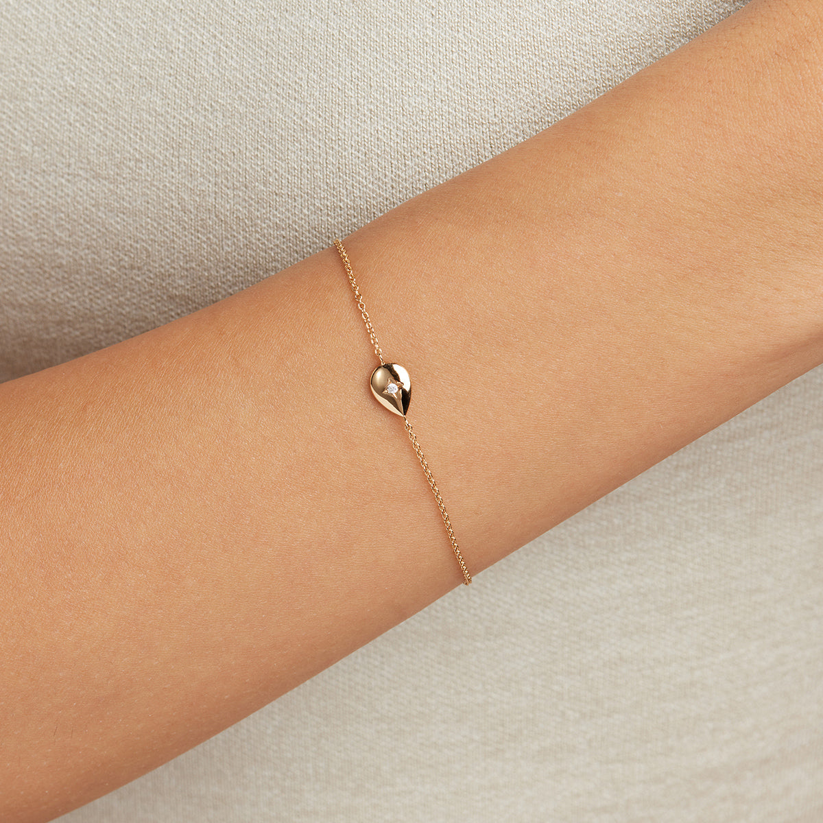 18k Gold Plated Jewellery - Pear Charm Bracelet in Gold - Charm Bracelet - Astrid &amp; Miyu