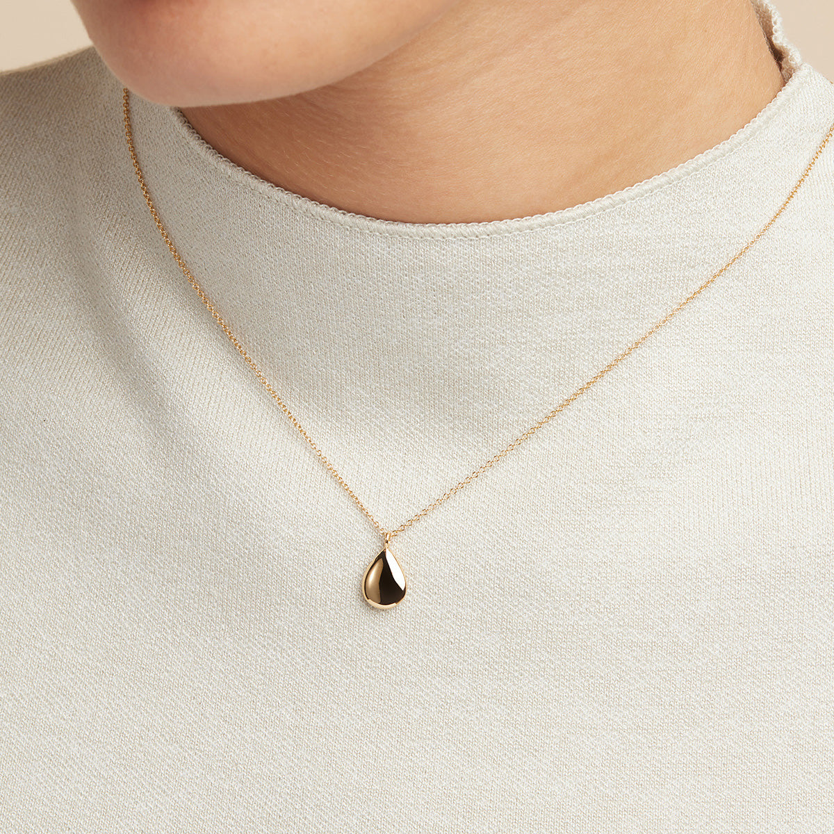 18k Gold Plated Jewellery - Pear Pendant Necklace in Gold - Pendant Necklace - Astrid &amp; Miyu