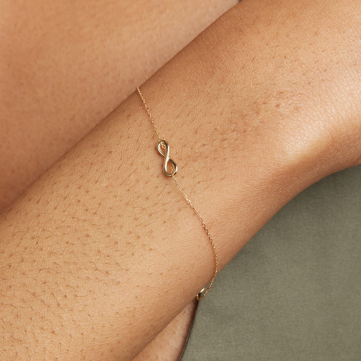 Bracelets - Infinite Charm Bracelet in Solid Gold - Charm Bracelet - Astrid &amp; Miyu