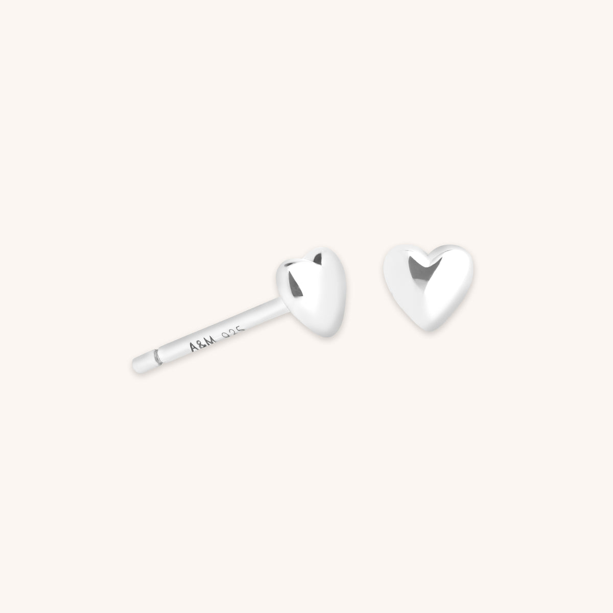 Earrings - Heart Stud Earrings in Silver - Stud Earrings - Astrid &amp; Miyu