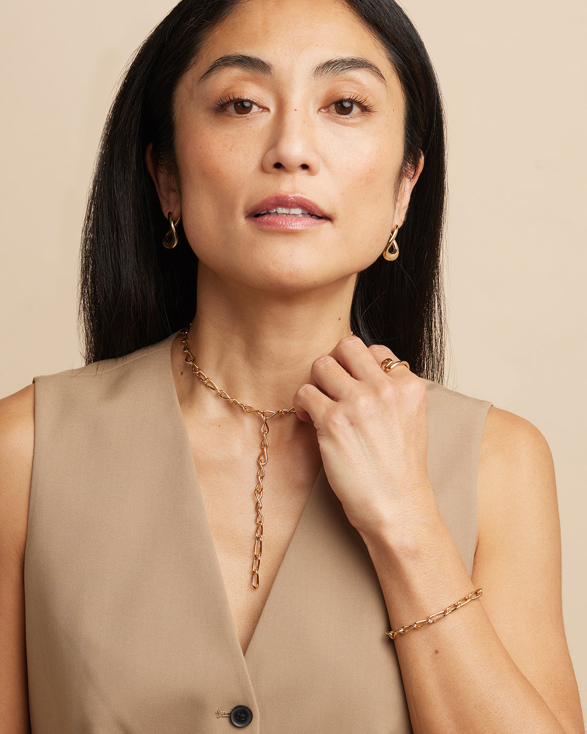 18k Gold Plated Jewellery - Infinite Chain Bracelet in Gold - Chain Bracelets - Astrid &amp; Miyu
