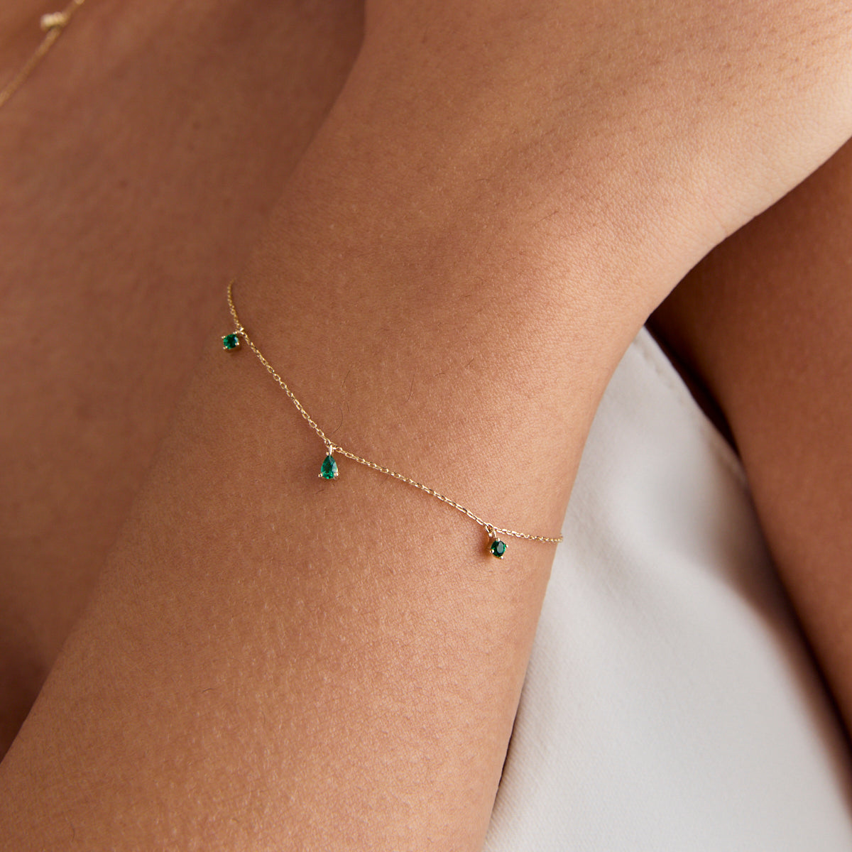 Bracelets - Emerald Charm Bracelet in Solid Gold - Charm Bracelets - Astrid &amp; Miyu