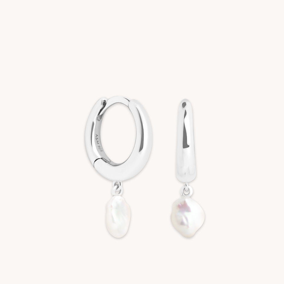 Earrings - Pearl Charm Huggies in Silver - Huggies - Astrid &amp; Miyu