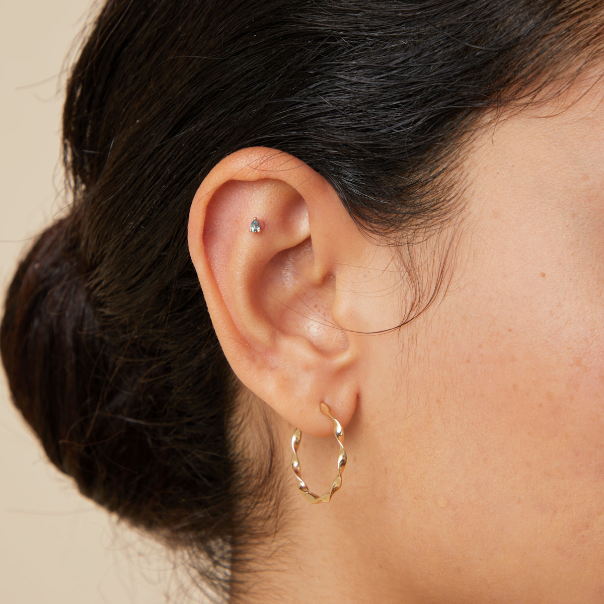 Flat Back Labret Studs - Alexandrite Pear Piercing Stud in Solid Gold - Piercing Stud - Astrid &amp; Miyu