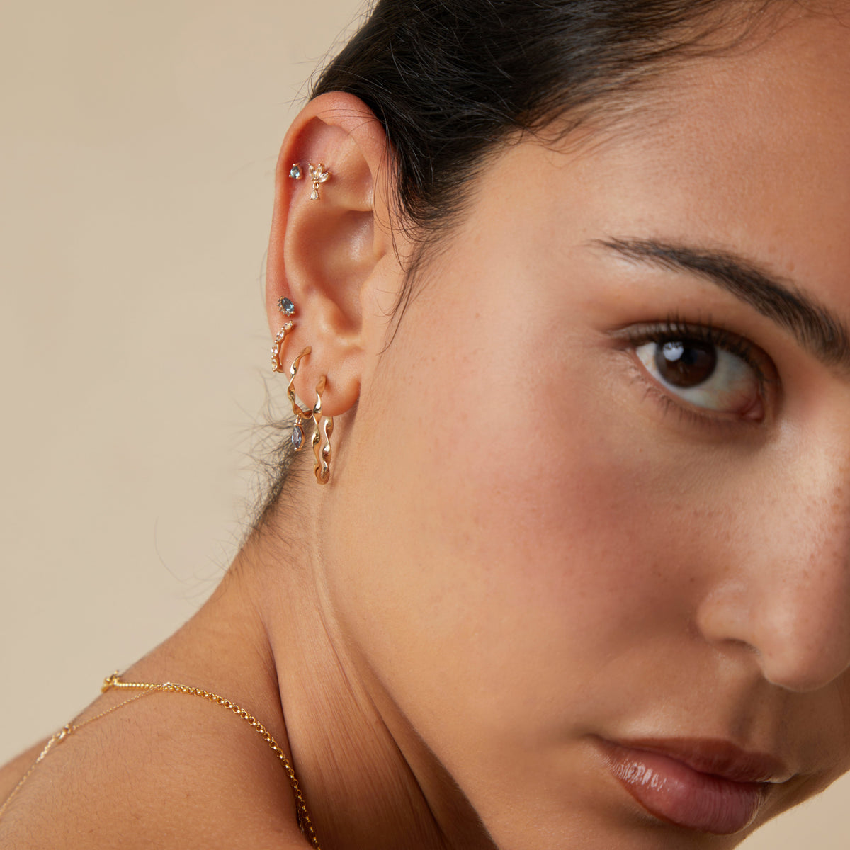Flat Back Labret Studs - Evil Eye Alexandrite Piercing Stud in Solid Gold - Piercing Stud - Astrid &amp; Miyu