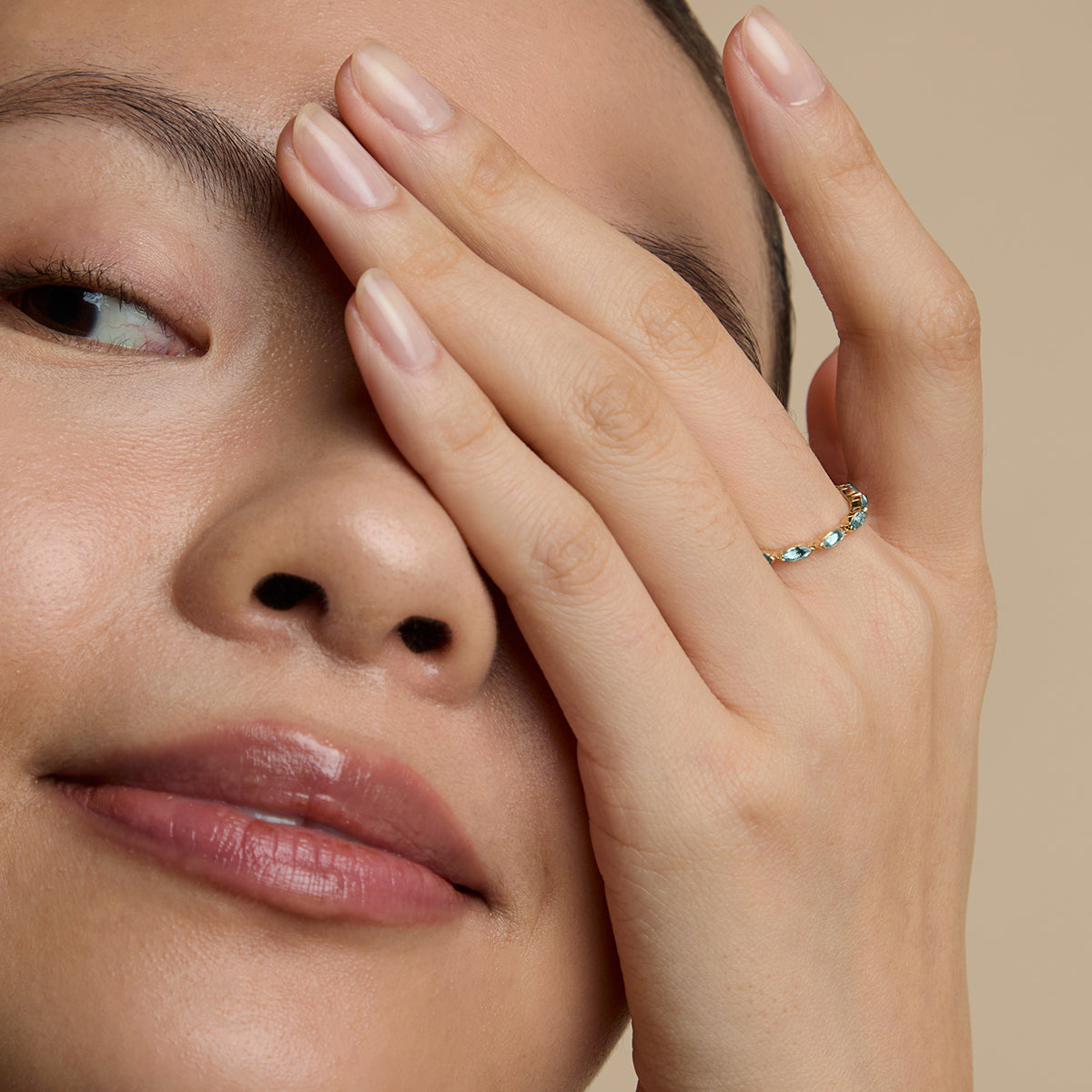 Alexandrite Marquise Band Ring in Solid Gold-Astrid &amp; Miyu