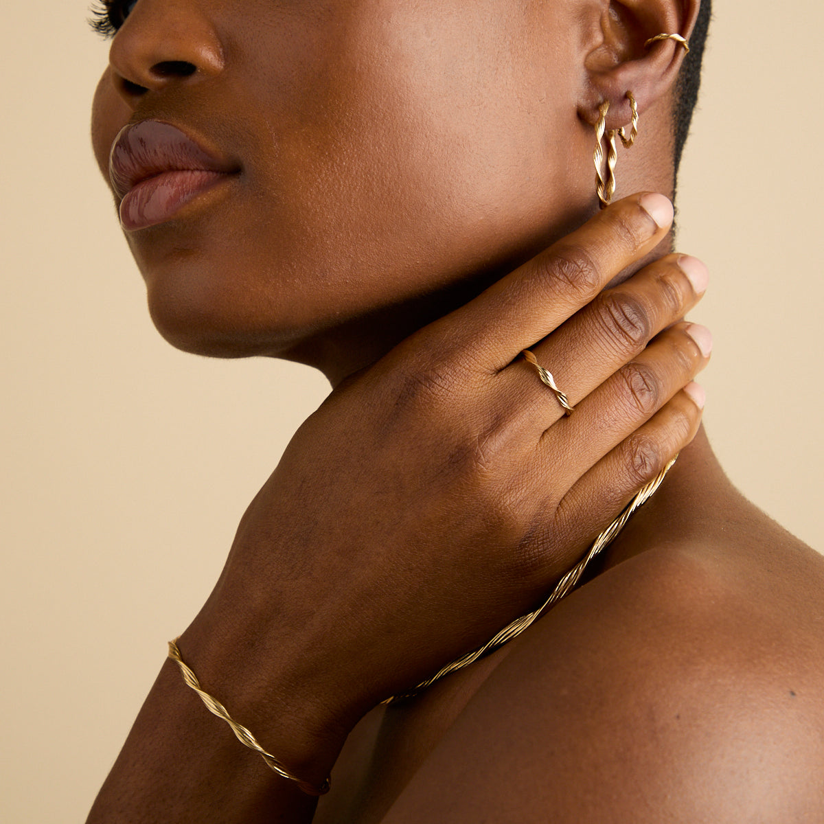 18k Gold Plated Jewellery - Twist Large Hoops in Gold - Hoops - Astrid &amp; Miyu