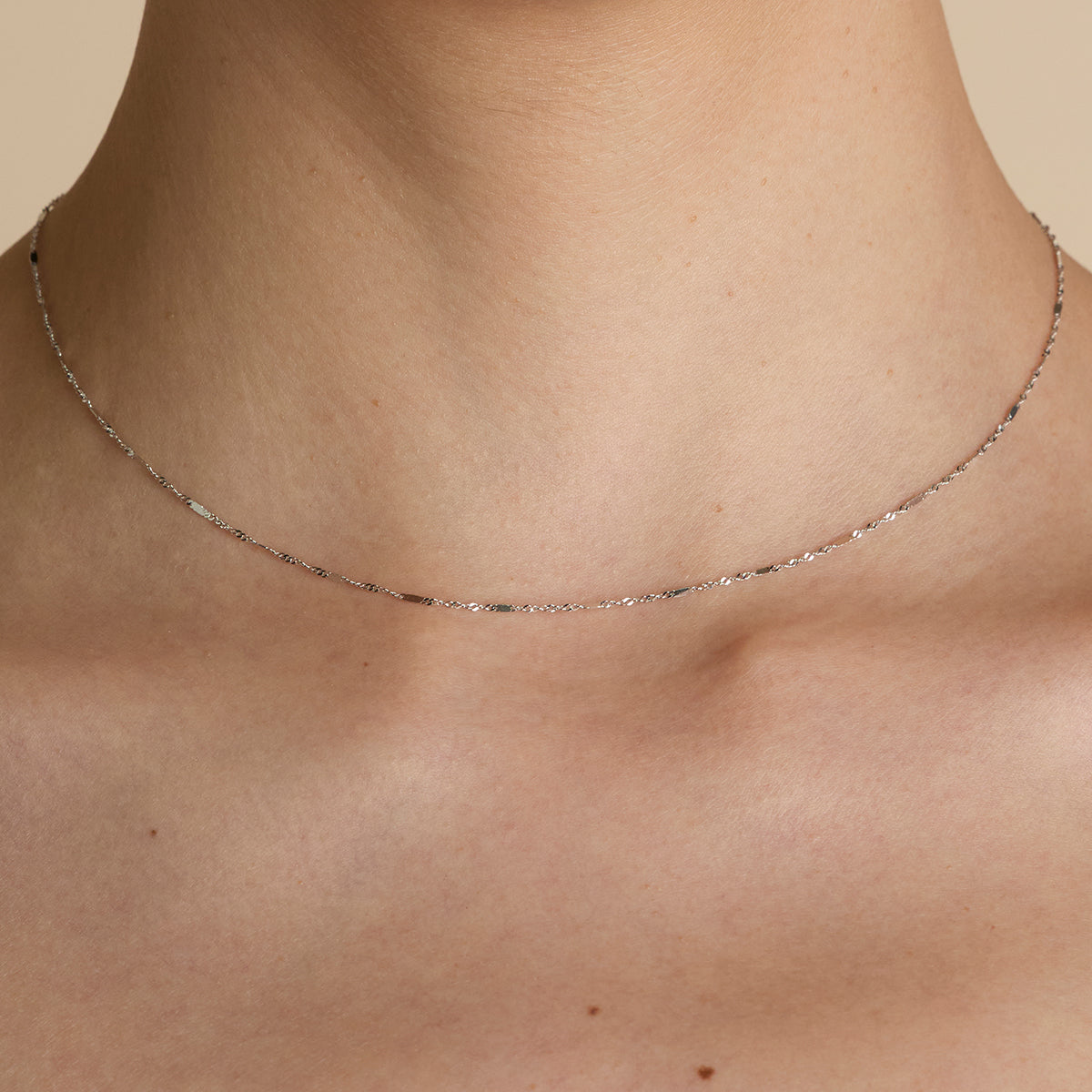 Astrid Story Chain Necklace in Solid White Gold-Astrid &amp; Miyu