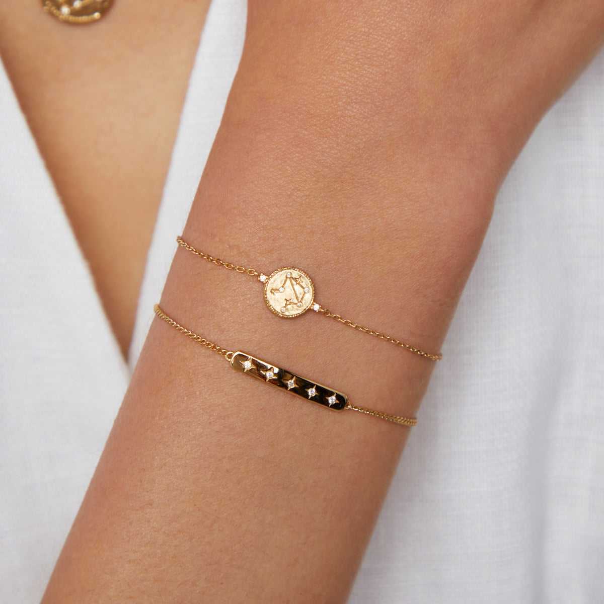 18k Gold Plated Jewellery - Libra Zodiac Bracelet in Gold - Zodiac - Astrid &amp; Miyu
