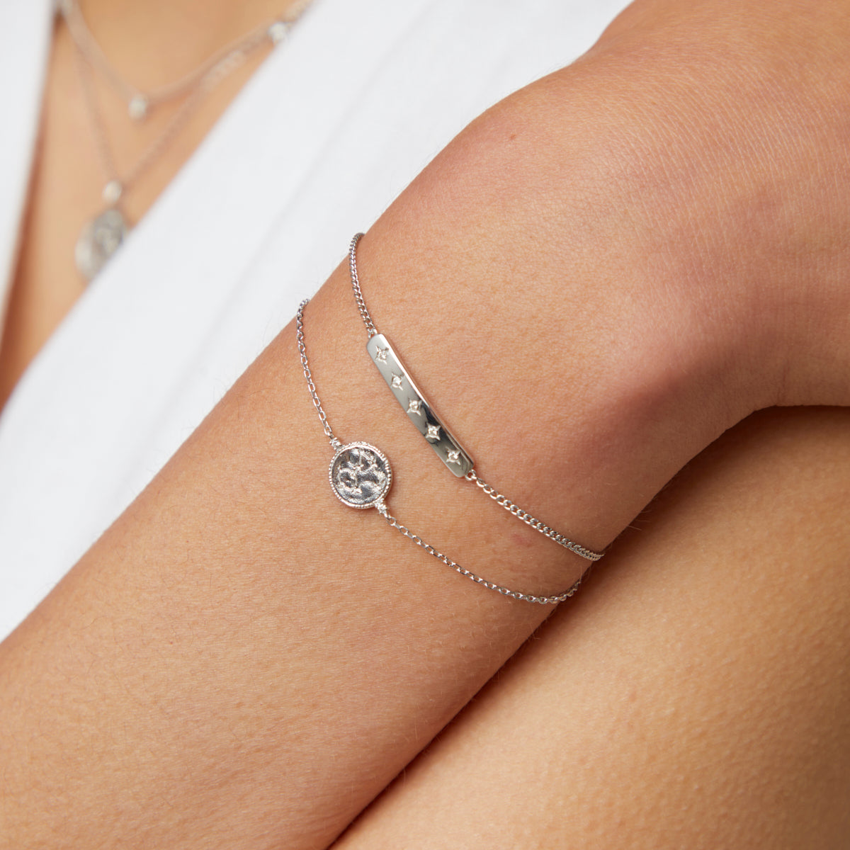 Bracelets - Pisces Zodiac Bracelet in Silver - Zodiac - Astrid &amp; Miyu