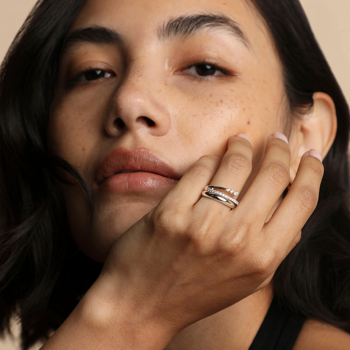 Illusion Diamond Milestone Ring in Solid White Gold-Astrid &amp; Miyu