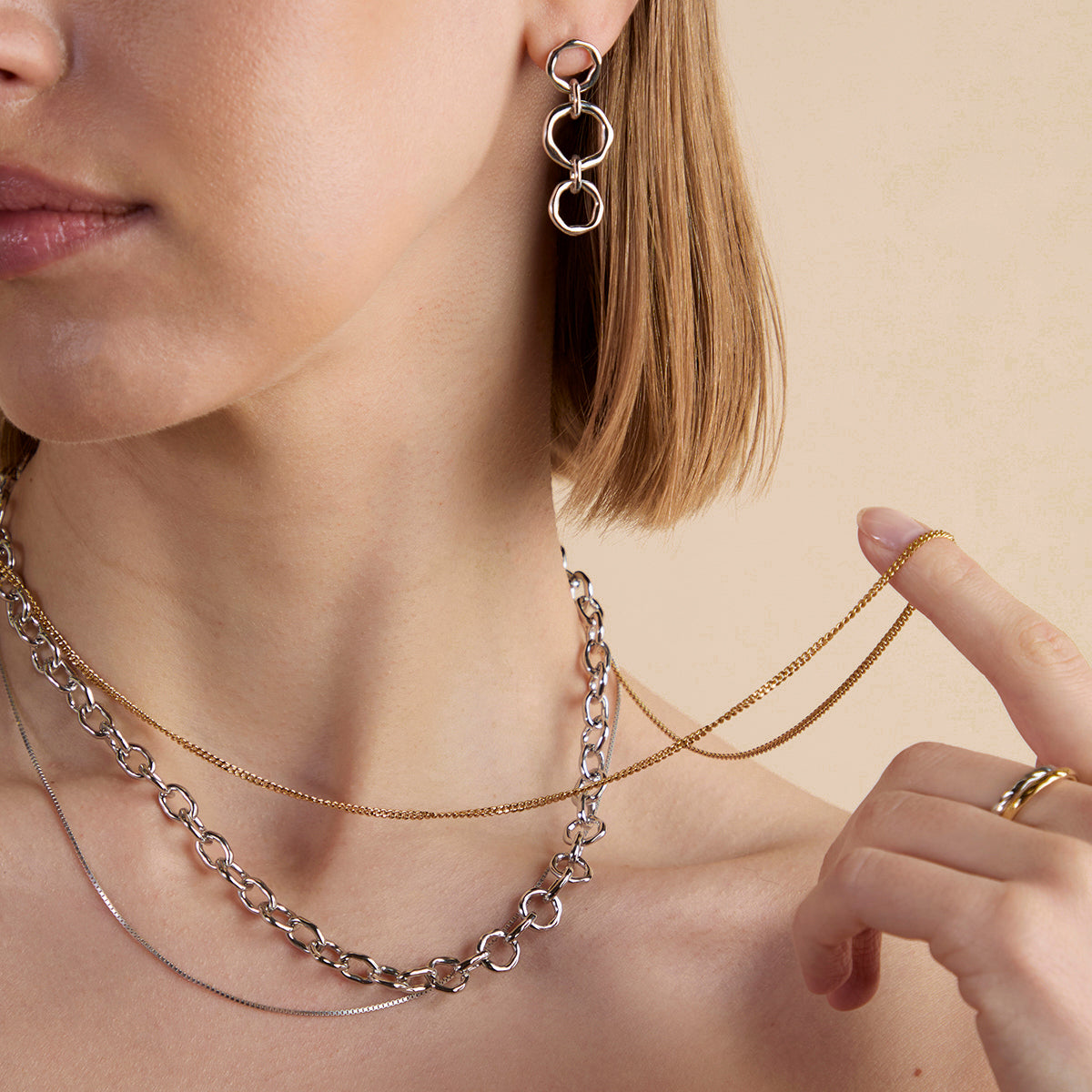 Essential Box Chain Necklace in Silver-Astrid &amp; Miyu