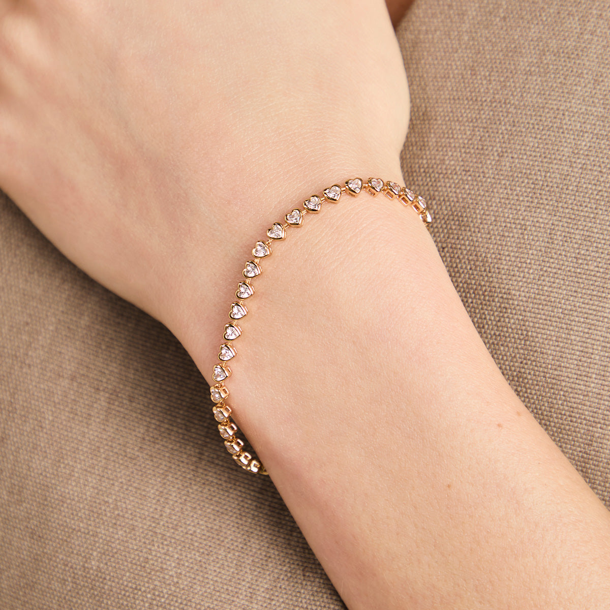 18k Gold Plated Jewellery - Heart Bezel Tennis Bracelet in Gold - Chain Bracelet - Astrid &amp; Miyu